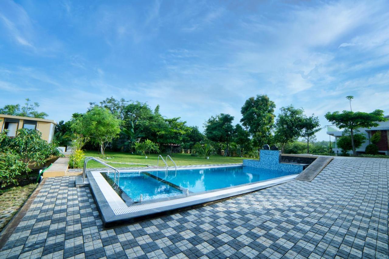 Grape County Eco Resort & Spa, Nashik Exterior photo